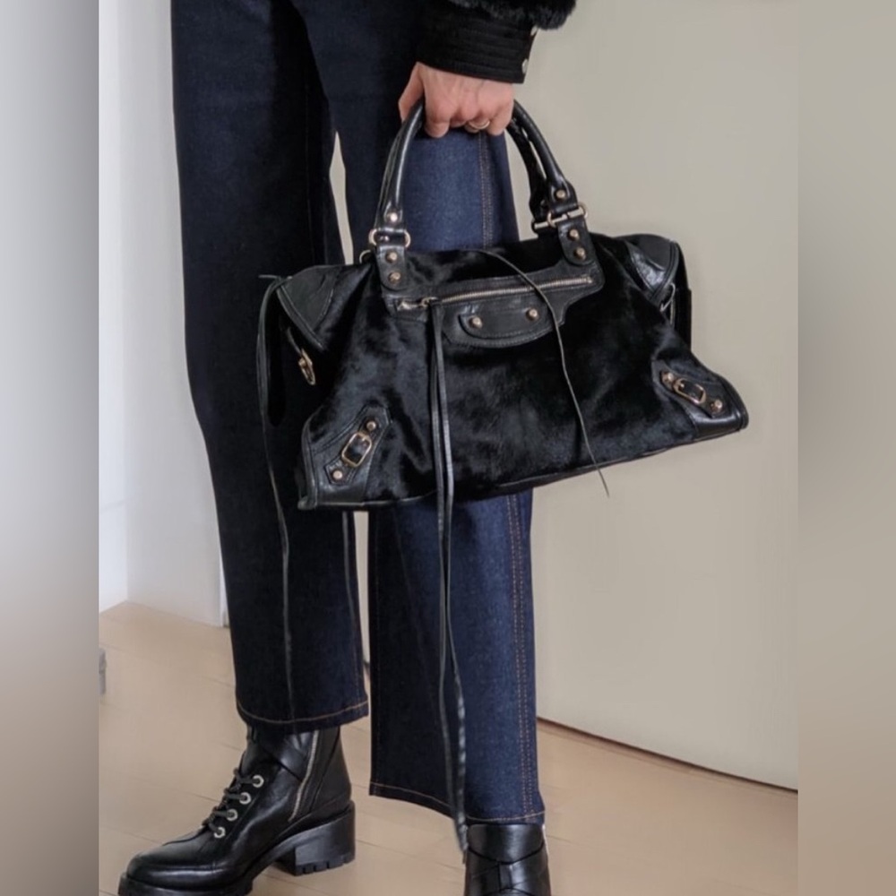 Like New! BALENCIAGA Ultra Rare City Bag Black Pony Hair Silver Classic Hardware - Picture 14 of 14